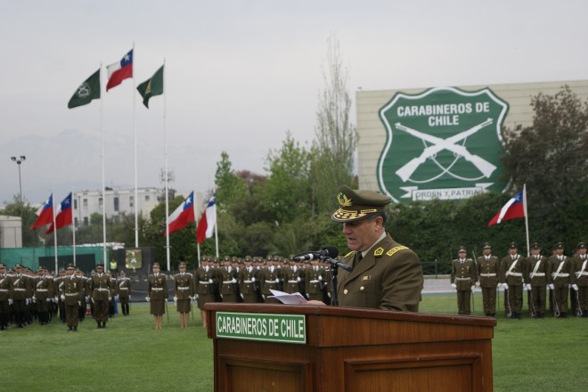 Jefe de la División de Carabineros Asiste a la ceremonia de ascenso de Generales de Carabineros.