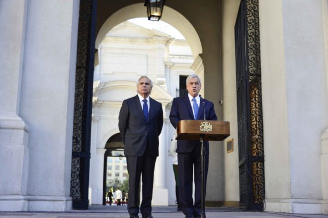 Presidente Sebastián Piñera acepta la renuncia del General Director de Carabineros Bruno Villalobos.